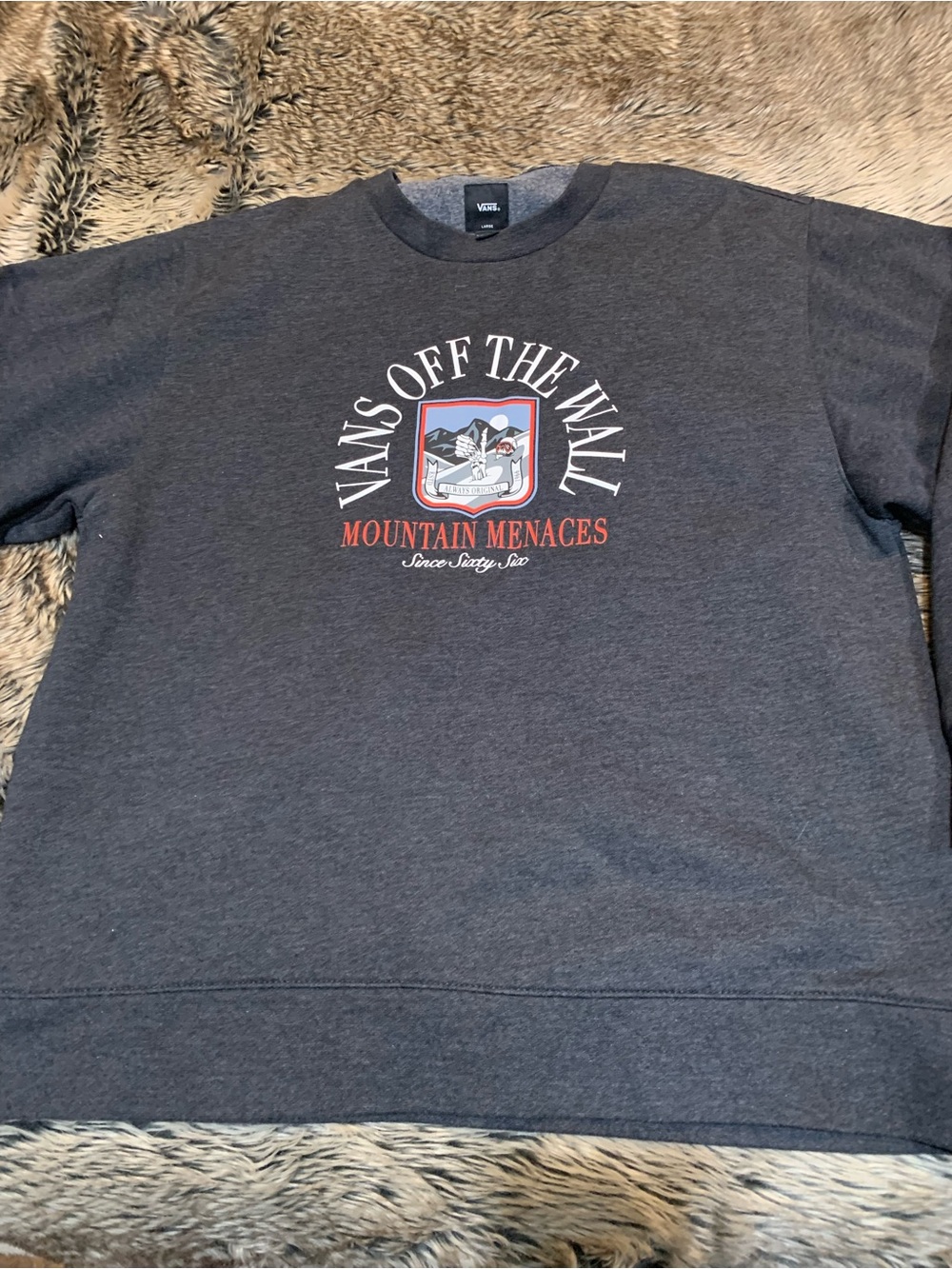 Vans "Mountain Menaces" Crewneck Sweatshirt Size L